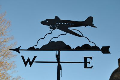 DC3 weather vane